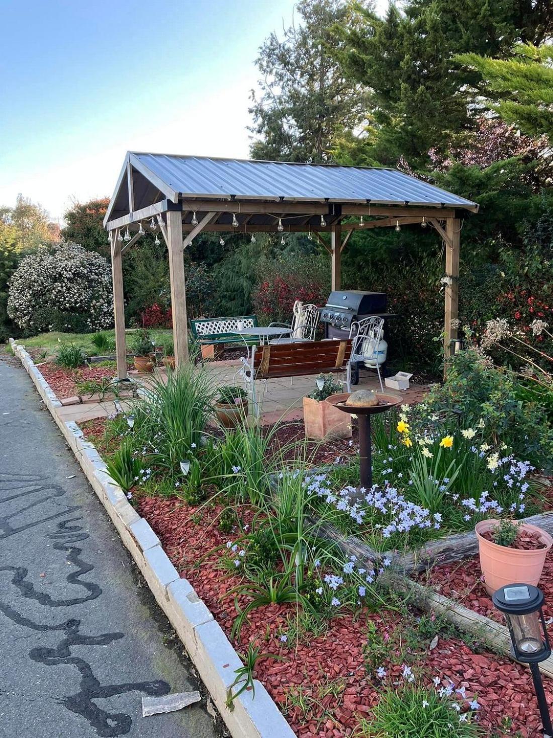 Colonial Lodge Motor Inn Яс Екстериор снимка